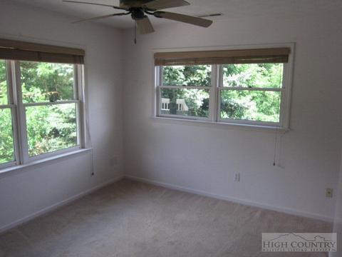 141 Slopes Ct, Blowing Rock, NC 28605 photo 24