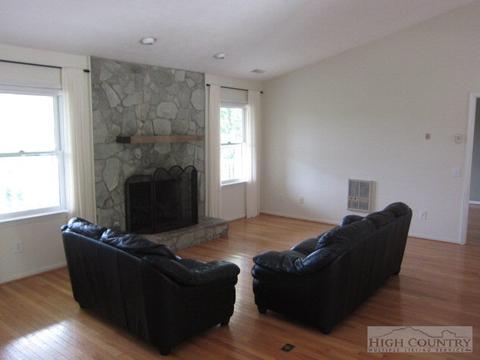 141 Slopes Ct, Blowing Rock, NC 28605 photo 27