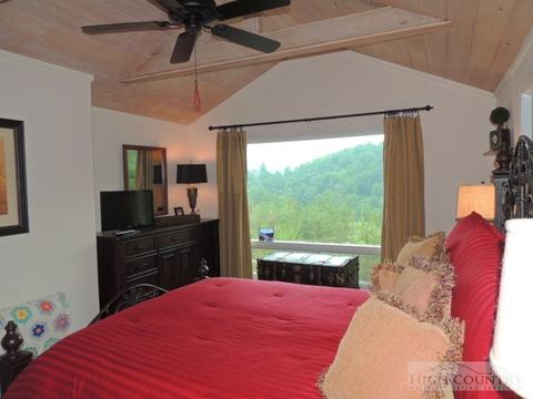 347 Beech, Boone, NC 28607 photo 3