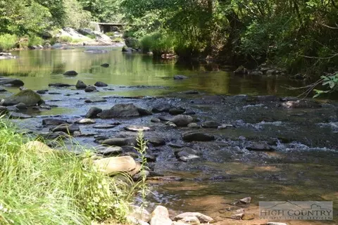 9584 Elk Creek Rd, Deep Gap, NC 28618 photo 25