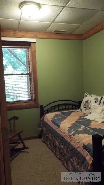 9584 Elk Creek Rd, Deep Gap, NC 28618 photo 15