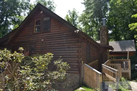 9584 Elk Creek Rd, Deep Gap, NC 28618 photo 2