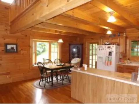 174 Autumn Ridge Rd, Erwin, TN 37650 photo 3