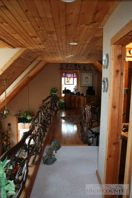 931 Skiview, Seven Devils, NC 28604 photo 8