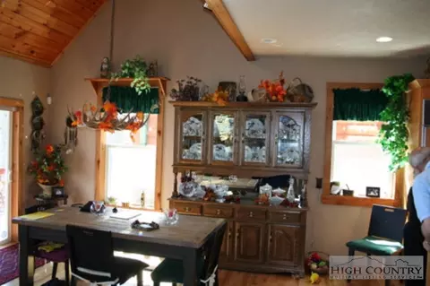931 Skiview, Seven Devils, NC 28604 photo 33