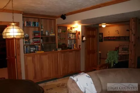 931 Skiview, Seven Devils, NC 28604 photo 15