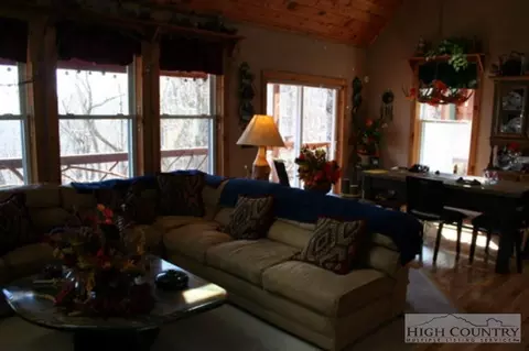 931 Skiview, Seven Devils, NC 28604 photo 32