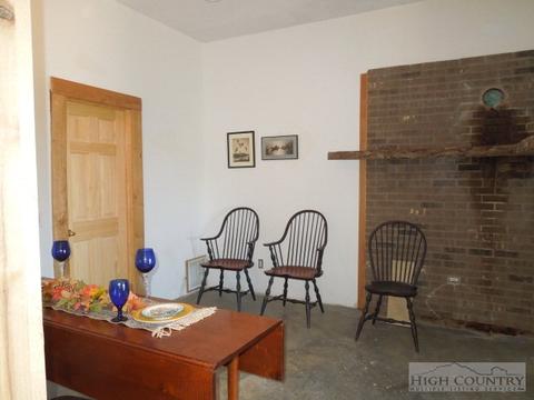 3086 Summit Rd, Purlear, NC 28665 photo 8