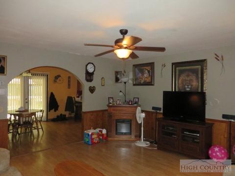 5699 Three Top Rd, Todd, NC 28684 photo 7