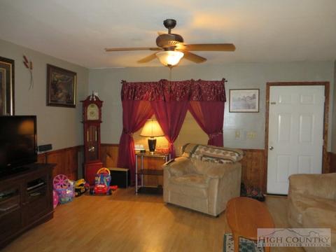 5699 Three Top Rd, Todd, NC 28684 photo 6