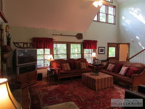 310 Alumni Dr, Boone, NC 28607 photo 4