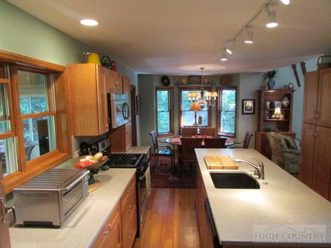 310 Alumni Dr, Boone, NC 28607 photo 12