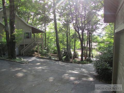 310 Alumni Dr, Boone, NC 28607 photo 37