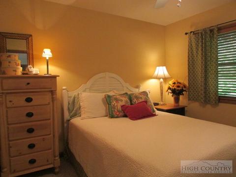 310 Alumni Dr, Boone, NC 28607 photo 30