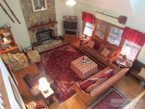 310 Alumni Dr, Boone, NC 28607 photo 3