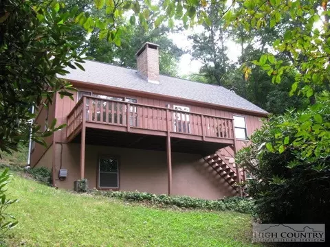 394 Laurel Gap Rd, Boone, NC 28607 photo 2