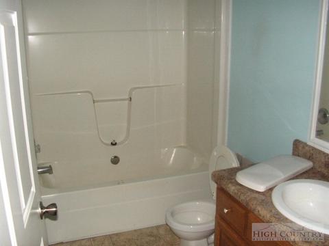 112 Chestnut Mtn, Deep Gap, NC 28618 photo 5
