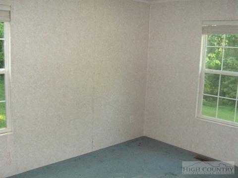 112 Chestnut Mtn, Deep Gap, NC 28618 photo 6