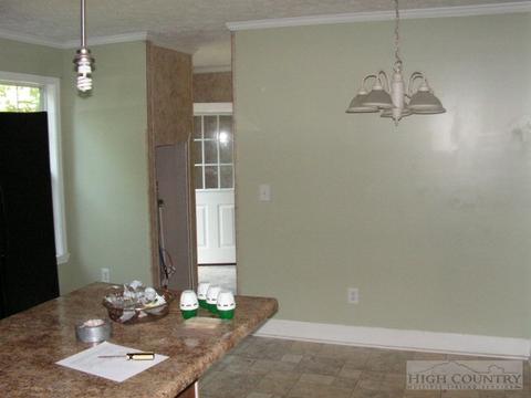 112 Chestnut Mtn, Deep Gap, NC 28618 photo 16