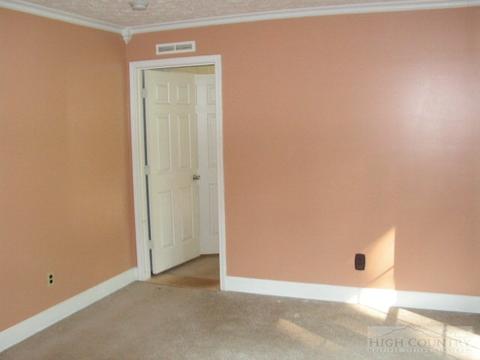 112 Chestnut Mtn, Deep Gap, NC 28618 photo 12