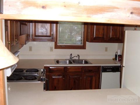 237 Juniper Dr, Boone, NC 28607 photo 10