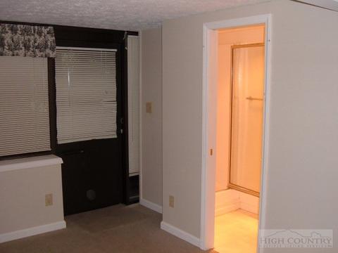237 Juniper Dr, Boone, NC 28607 photo 3