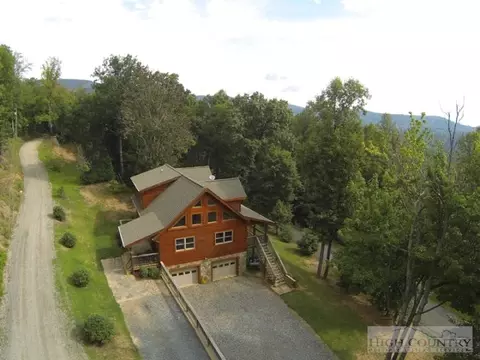1050 Patton Ridge Rd, Purlear, NC 28665 photo 1