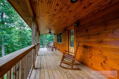 1050 Patton Ridge Rd, Purlear, NC 28665 photo 8