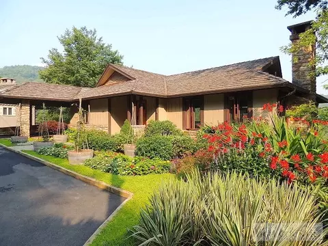 281 Beech, Boone, NC 28607 photo 2