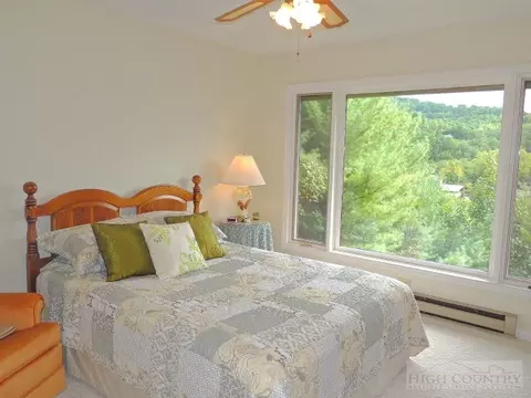 281 Beech, Boone, NC 28607 photo 5