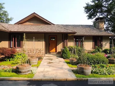 281 Beech, Boone, NC 28607 photo 1