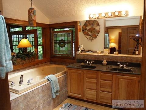 580 Wetherley, Boone, NC 28607 photo 10
