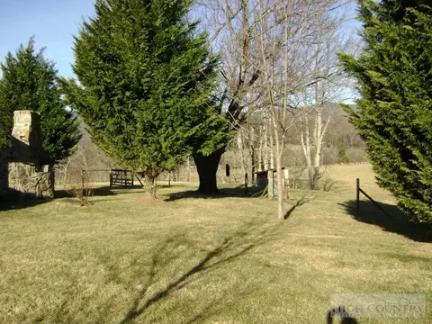 4611 Summit Rd, Purlear, NC 28665 photo 18