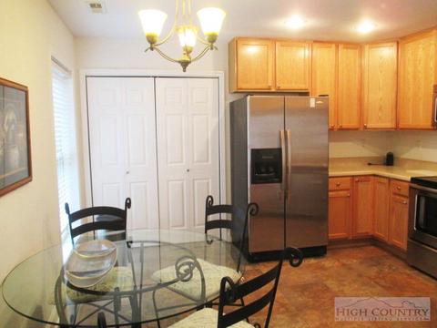 136 Pond Creek Rd, Beech Mountain, NC 28604 photo 7