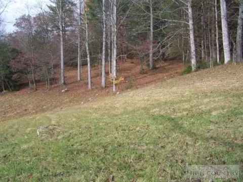 703 Elk Ln, Deep Gap, NC 28618 photo 6
