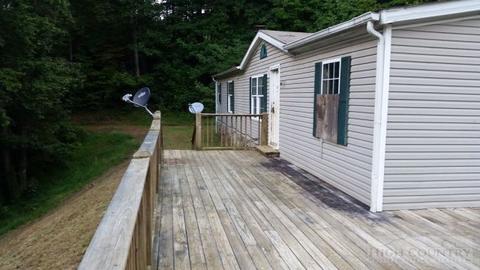 395 Jenwil Dr, Deep Gap, NC 28618 photo 2