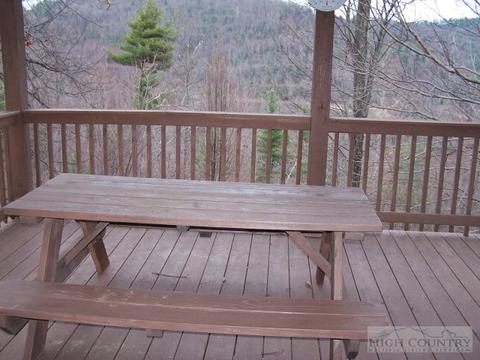 453 Wildcat Estates Dr, Deep Gap, NC 28618 photo 8