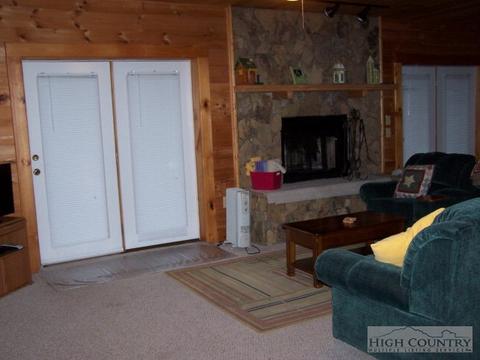 453 Wildcat Estates Dr, Deep Gap, NC 28618 photo 11