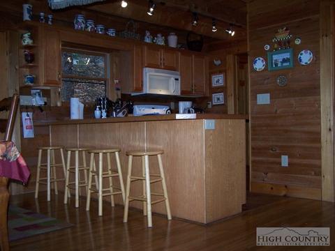 453 Wildcat Estates Dr, Deep Gap, NC 28618 photo 19