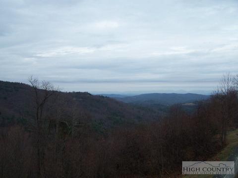 453 Wildcat Estates Dr, Deep Gap, NC 28618 photo 17