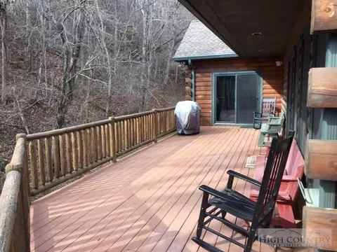 231 Willow Mountain Dr, Vilas, NC 28692 photo 4