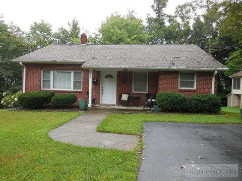 211 Crest Dr, Boone, NC 28607 photo 7