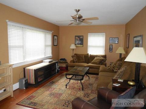 211 Crest Dr, Boone, NC 28607 photo 11