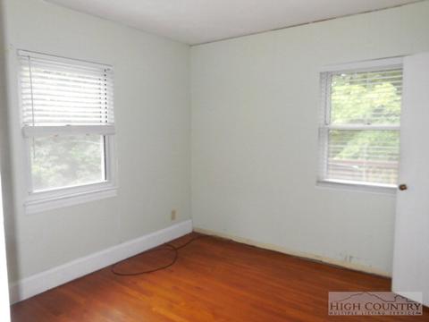 211 Crest Dr, Boone, NC 28607 photo 17