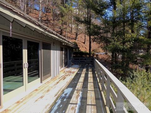 385 Beech, Boone, NC 28607 photo 12