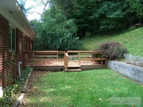 207 Cherrybrook Ln, Boone, NC 28607 photo 11