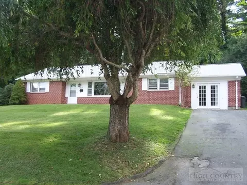 207 Cherrybrook Ln, Boone, NC 28607 photo 13