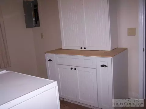 207 Cherrybrook Ln, Boone, NC 28607 photo 5