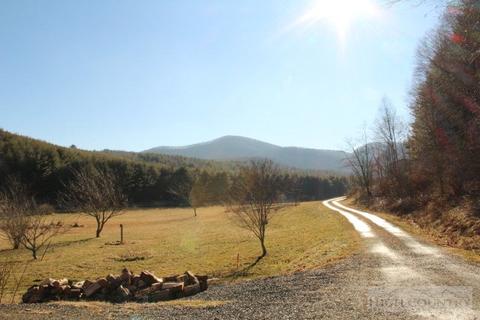 807 Moonshadow Ln, Crumpler, NC 28617 photo 14