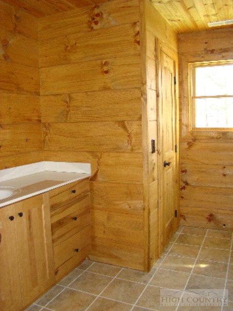 210 Randolph Rd, Boone, NC 28607 photo 3